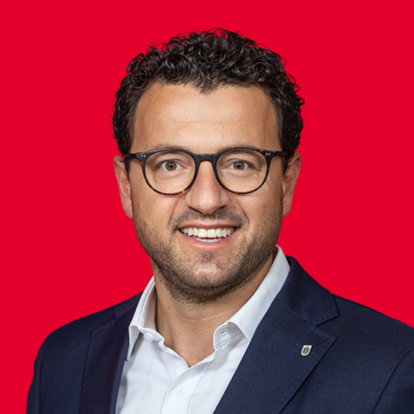 Zari Dzaferi